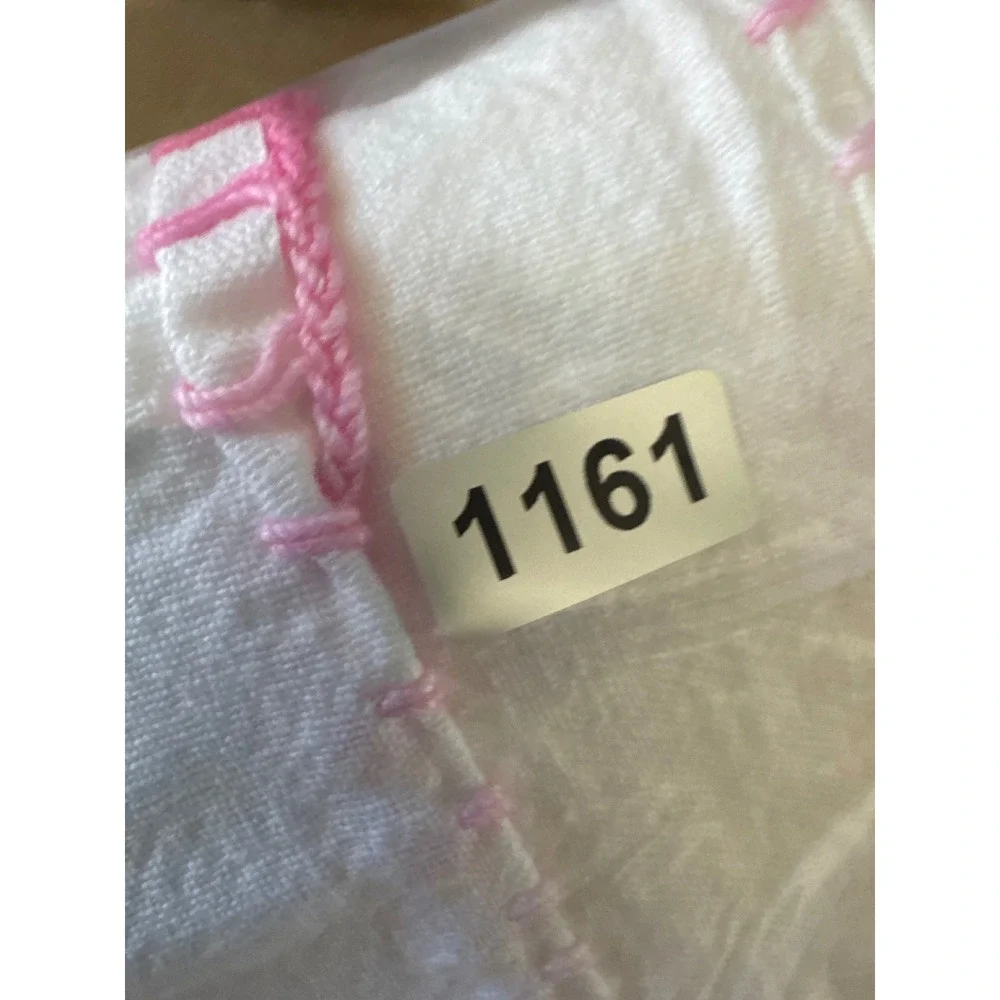 Unbranded hand embroidered